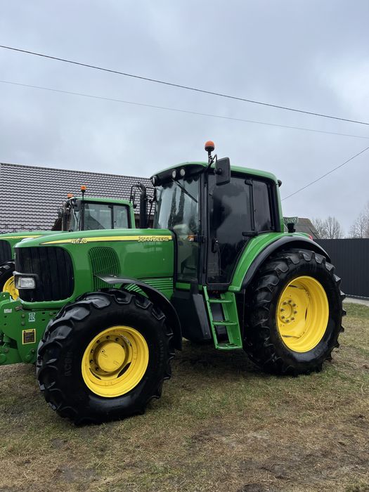 Трактор колесний JOHN DEERE 6520 2003