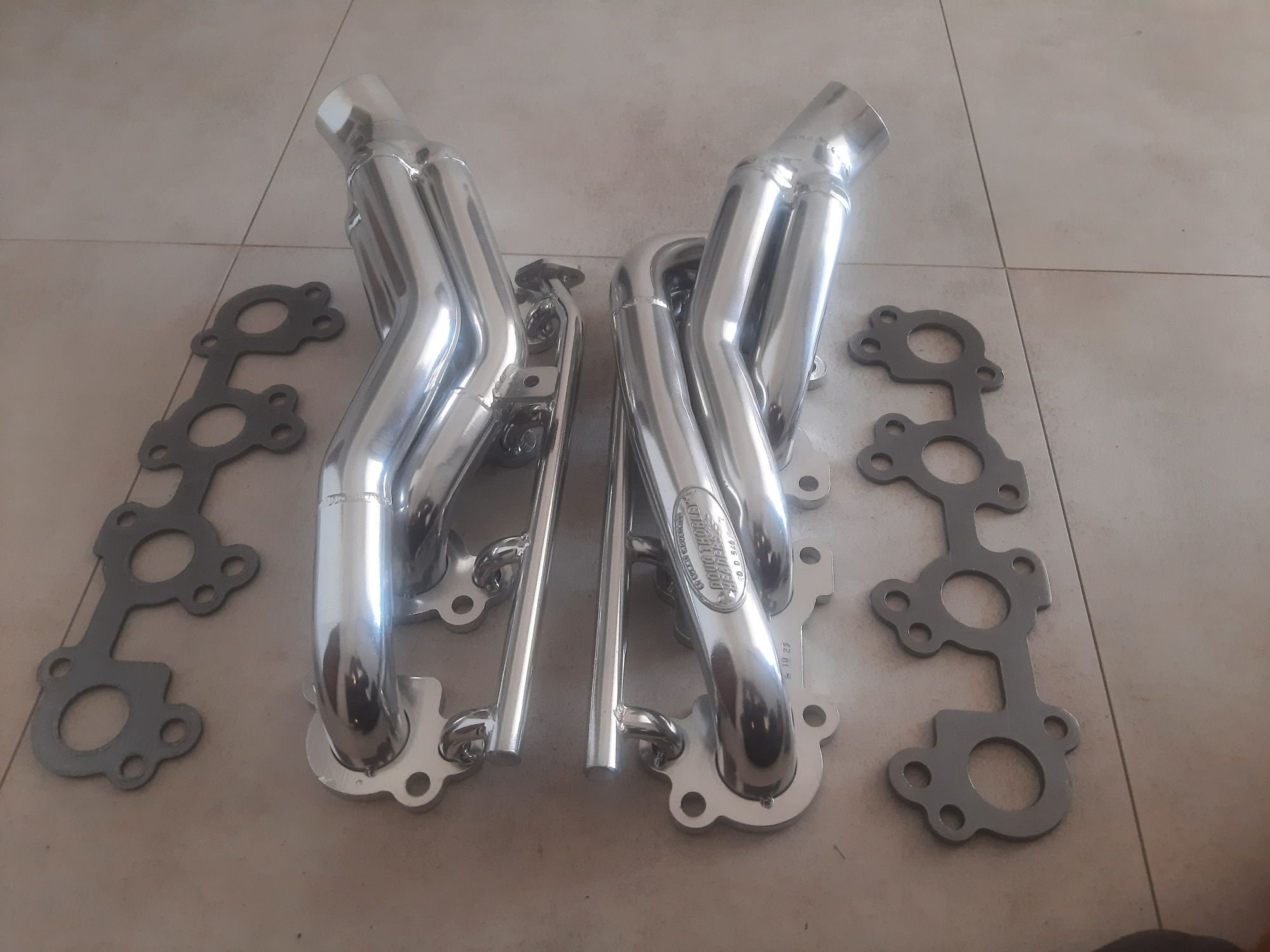 Headers toyota 4.7 V8 2UZFE VVTi 4runner .Tundra .gx 470