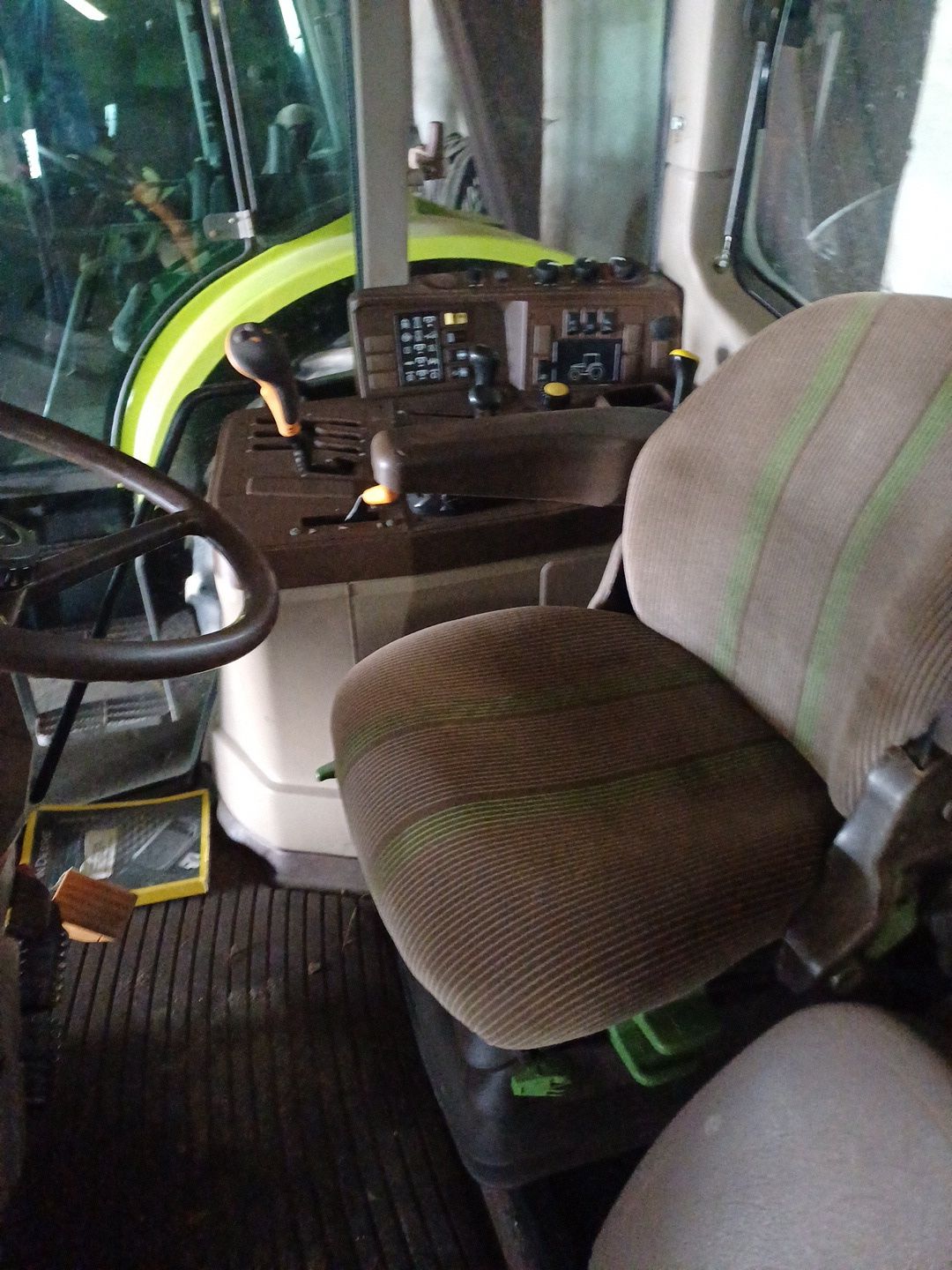 John deere 6520 zwykla skrzynia nie 6820 albo 6530