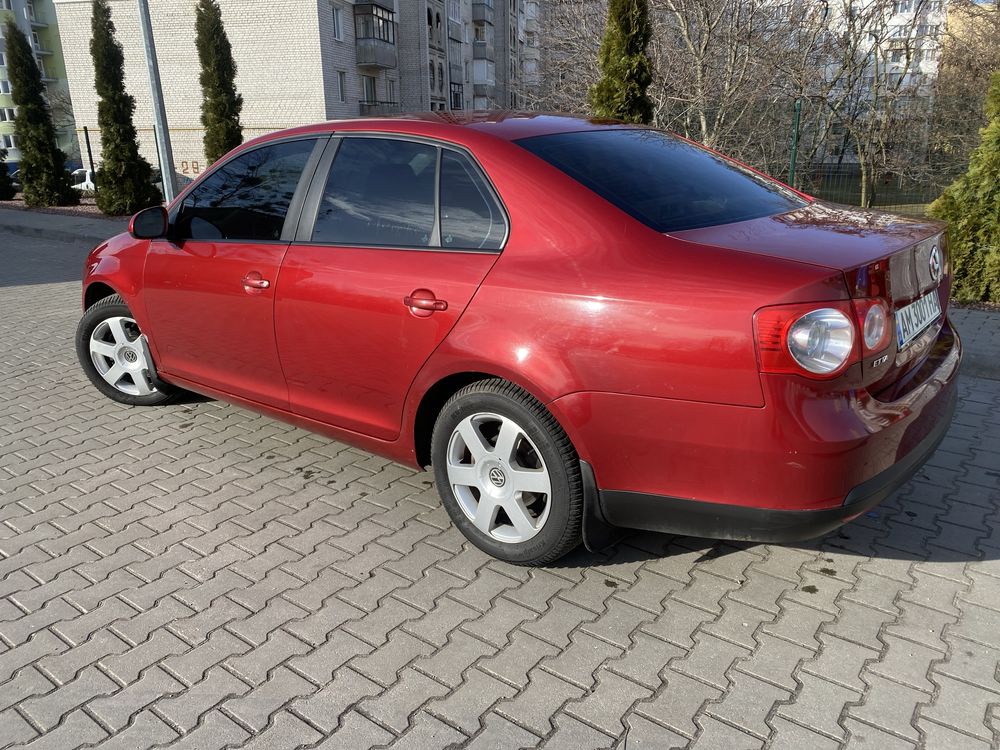 Продам авто Volkswagen Jetta 2008 1.9TDI !!Срочно!!