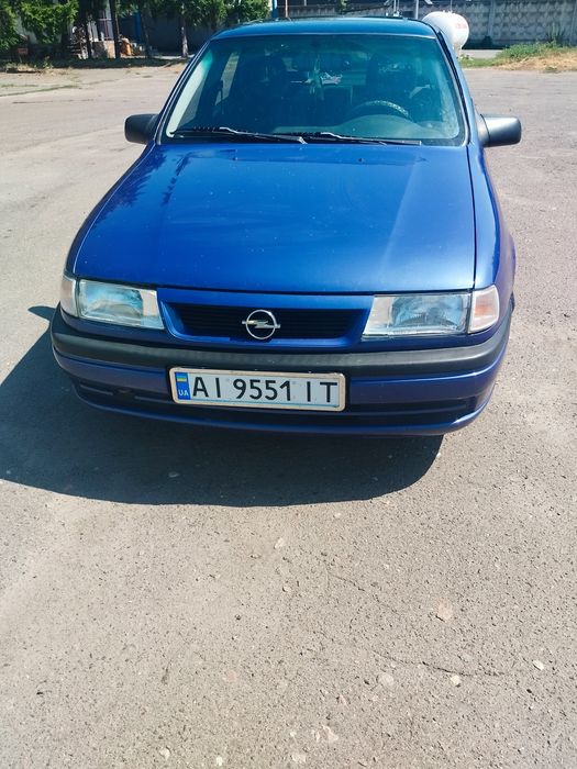 Пролам машину Опель вектор а 95 року