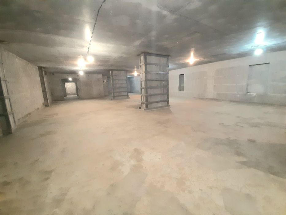 Сдам Цокольный этаж, Центр, Свой Вход