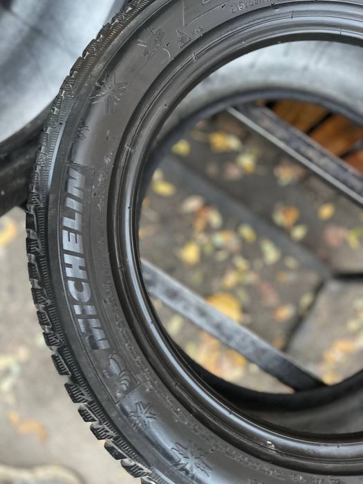Шини б/у 215/55 r17 Michelin Alpin 5  (стан нових)