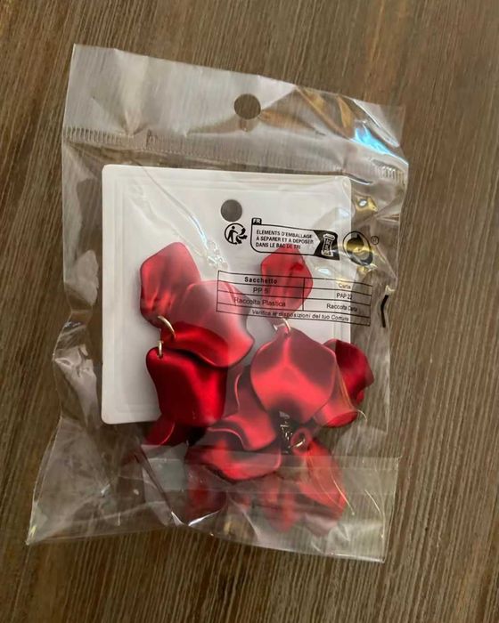 Długie czerwone kolczyki damskie, nowe