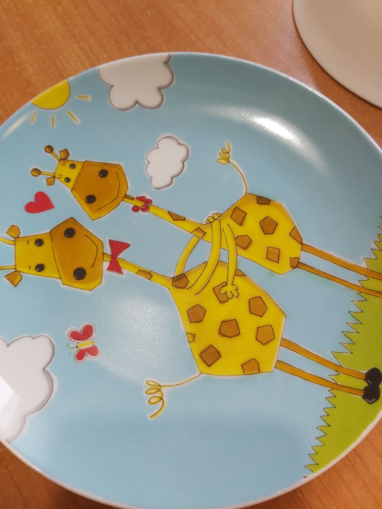 Детская посуда 2 тарелки