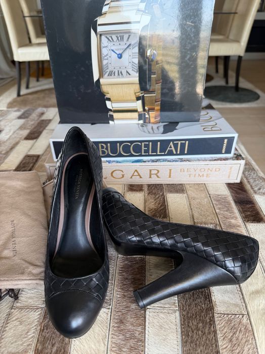 Sapatos bottega veneta