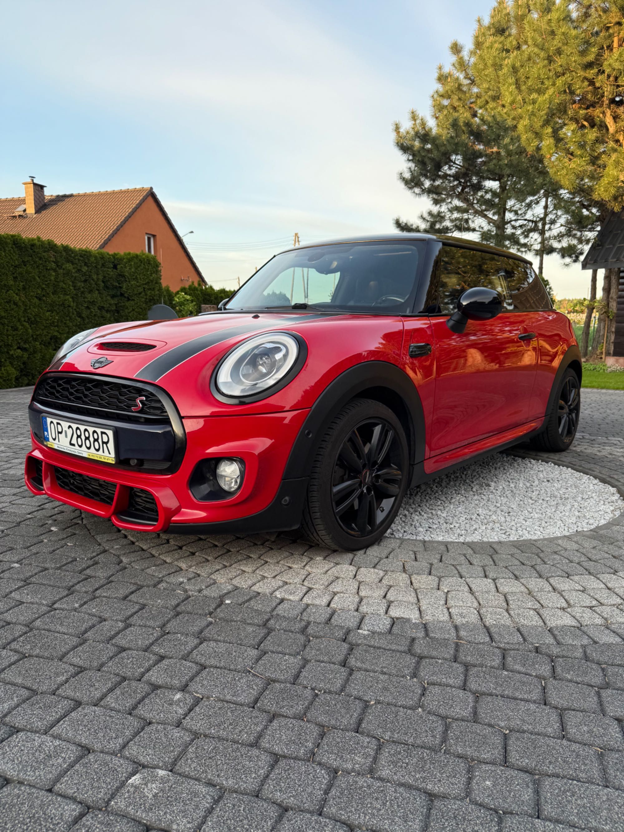MINI Cooper S 2017 – wersja John Cooper Works, z salonu w PL