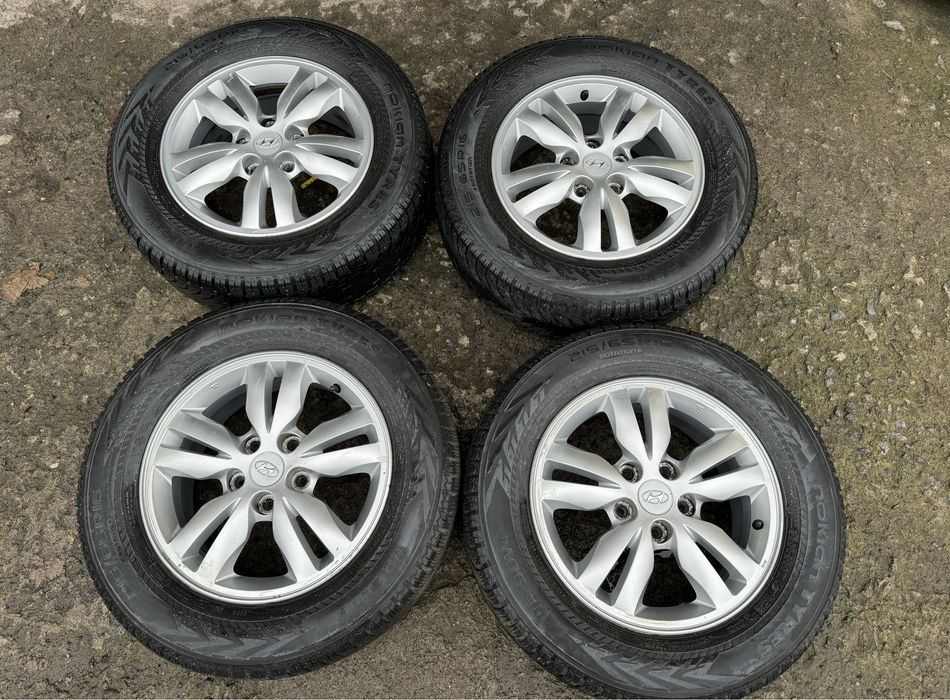 Диски Hyundai Tucson R16 5x114.3 з резиною 215/65/15 титани Хюндай