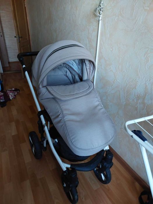 Продам коляску 2в1.