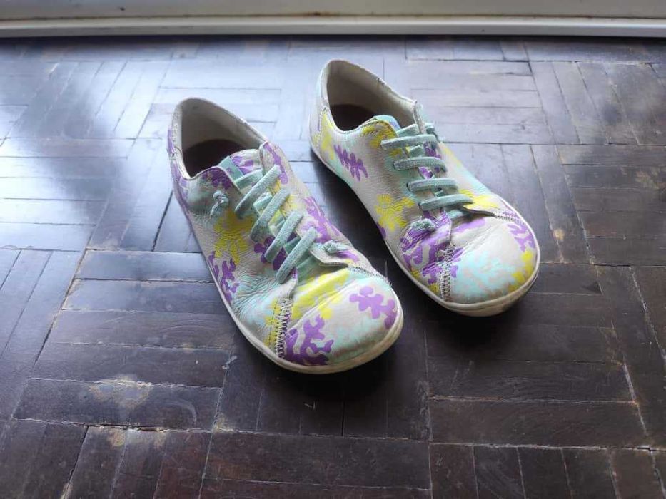 Sapatos Camper modelo Twins tamanho 34