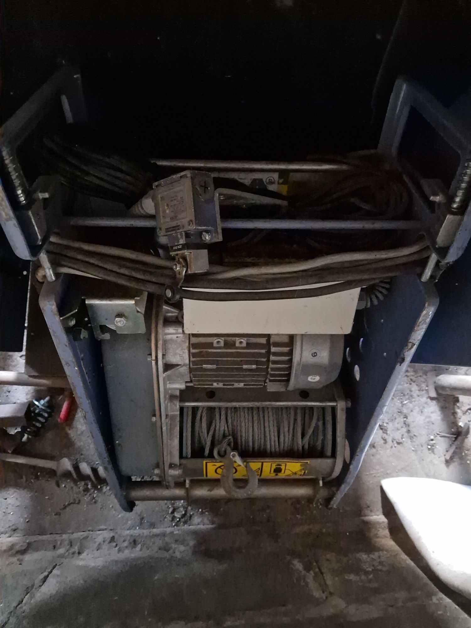 Wciągarka Napęd Geda-Lift 200 plus platforma