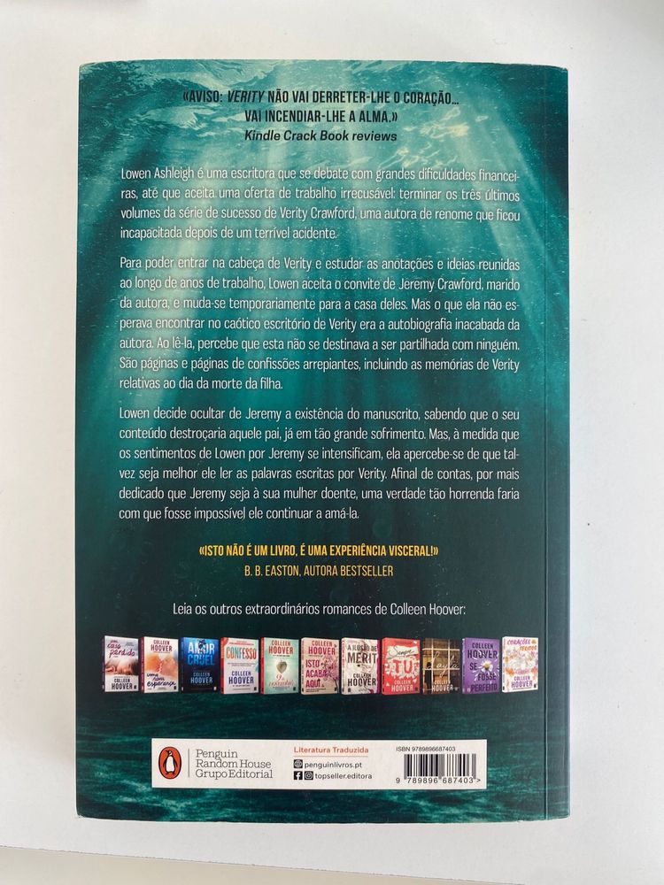 Livro Verity de Colleen Hoover