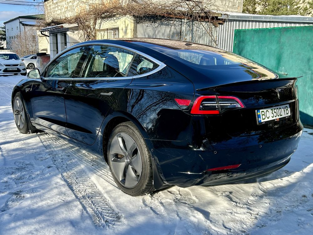 Tesla Model 3 Long Range