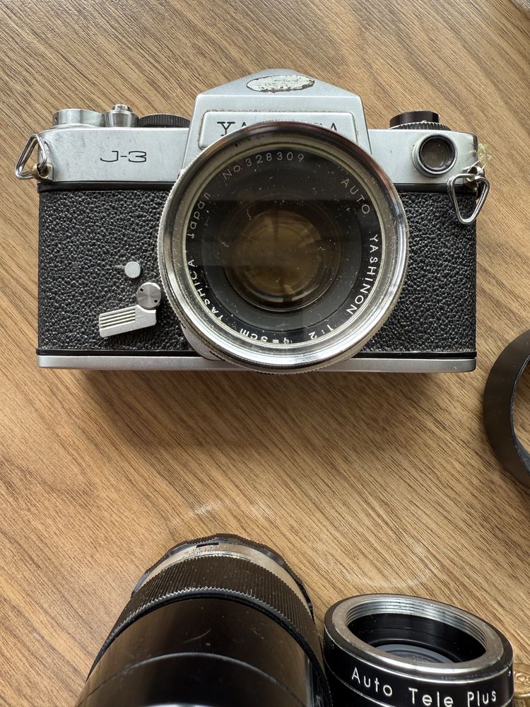 Analogowy aparat Yashica J3