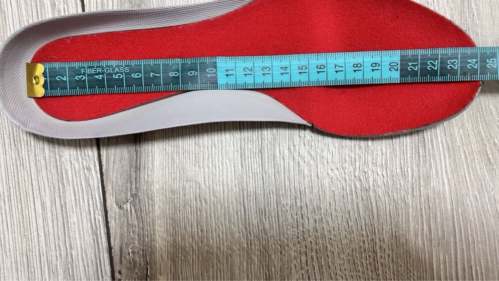 Бутсы Nike 38.5 оригінал (нові)
