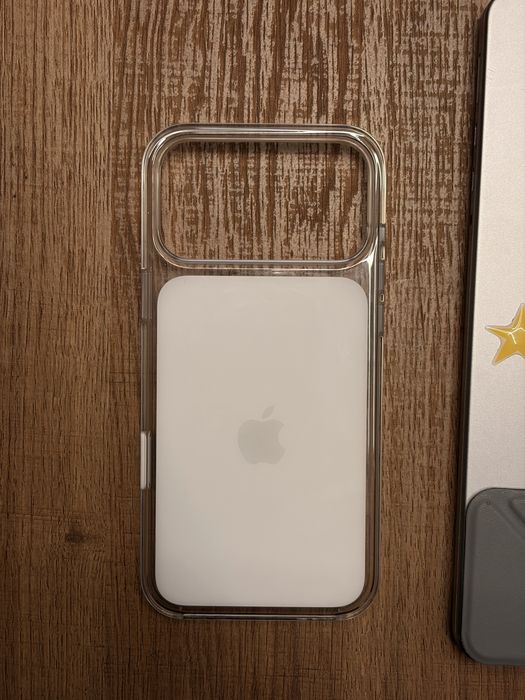 Apple Clear Case для iPhone 17 Pro Max