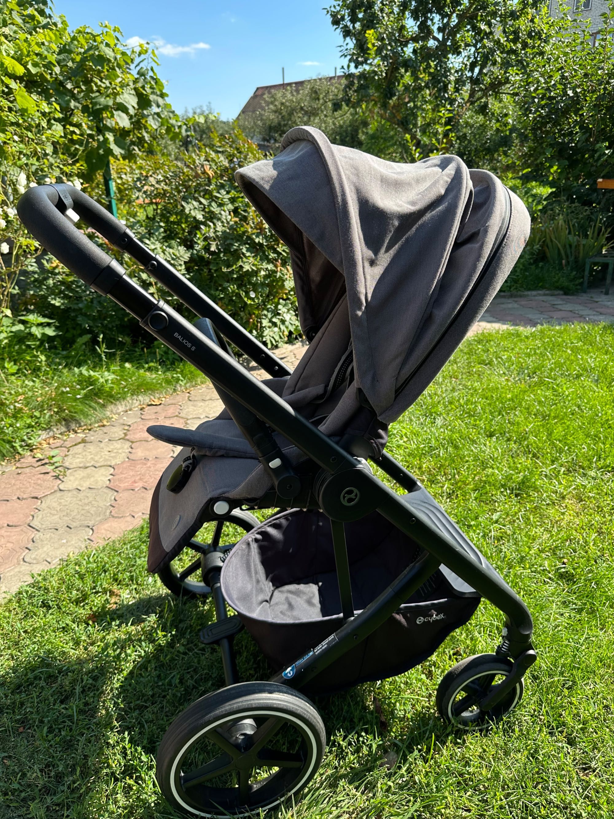 Продам коляску Cybex Balios s