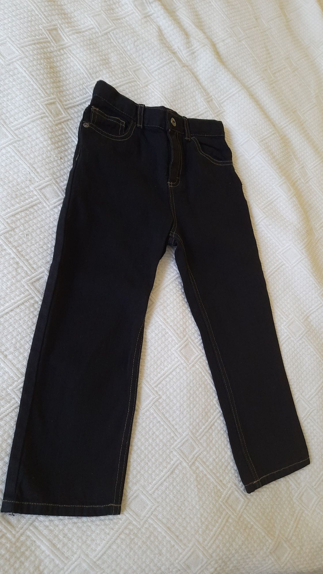 Nowe spodnie, jeansy chłopięce Calvin Klein r. 110
