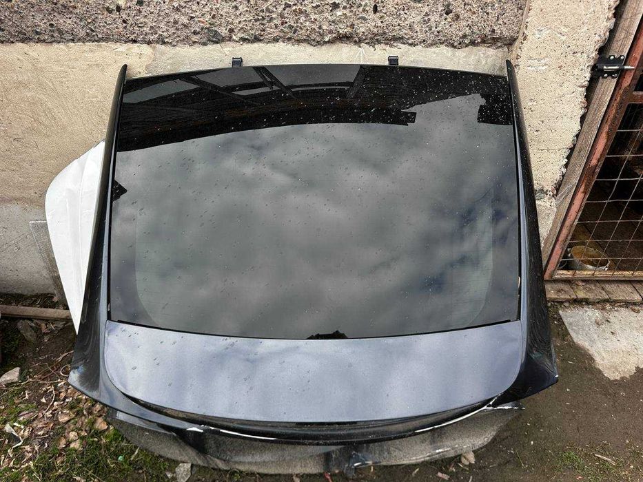 Заднє скло Tesla Model X Plaid 2023 Скло ляди ,скло кришки багажника
