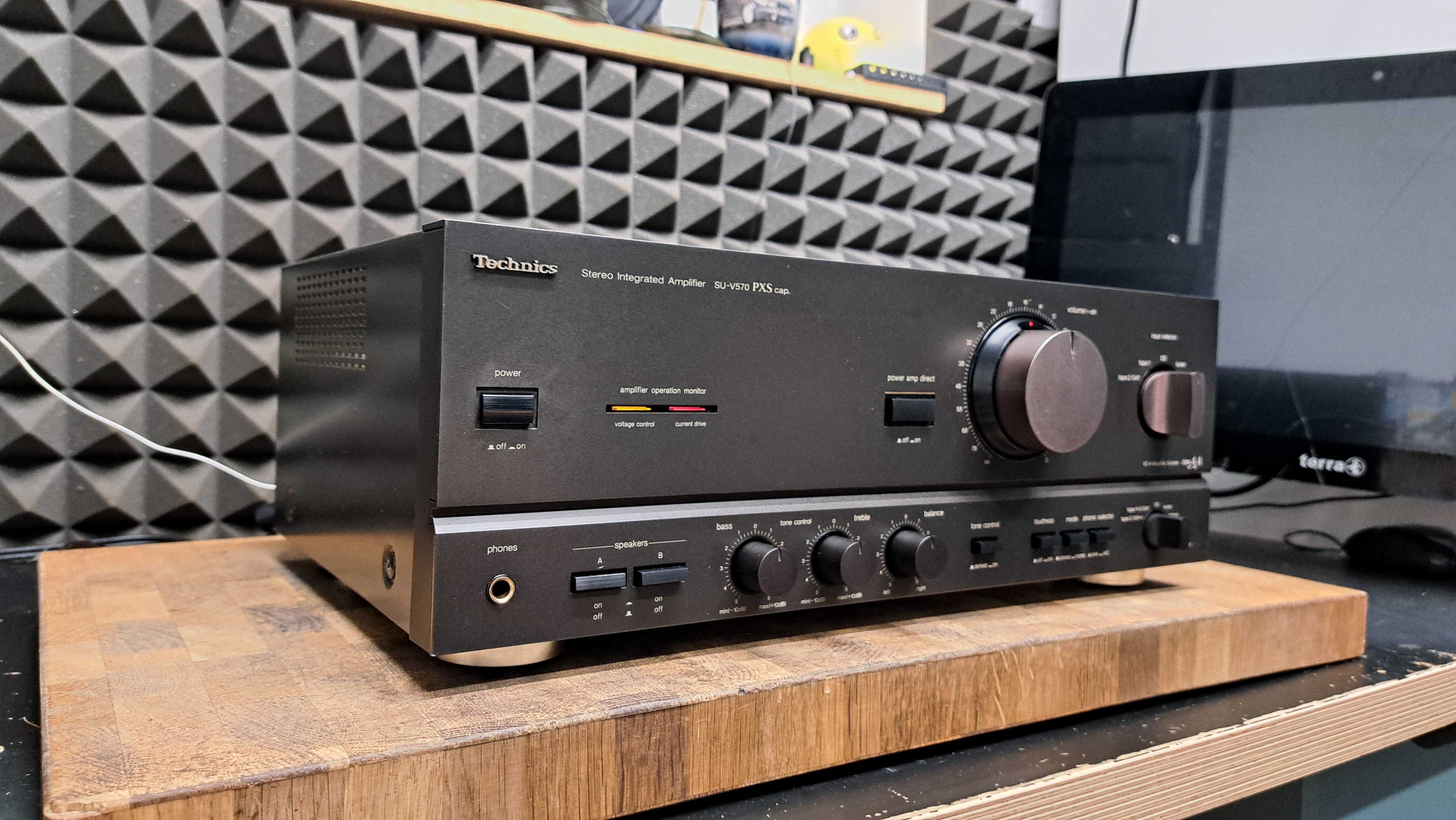 Wzmacniacz Technics SU-V570