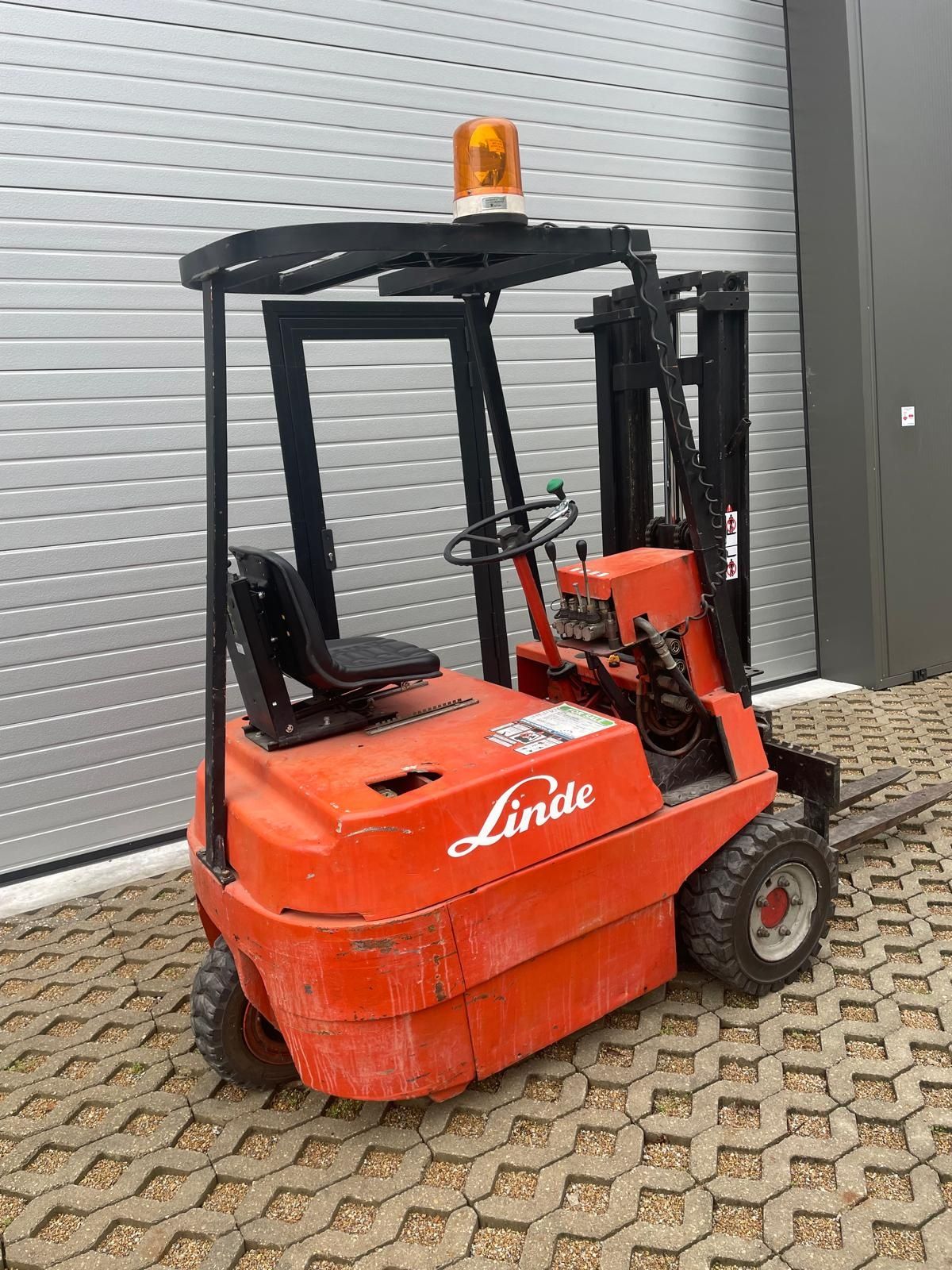 Empilhador linde 1000kg
