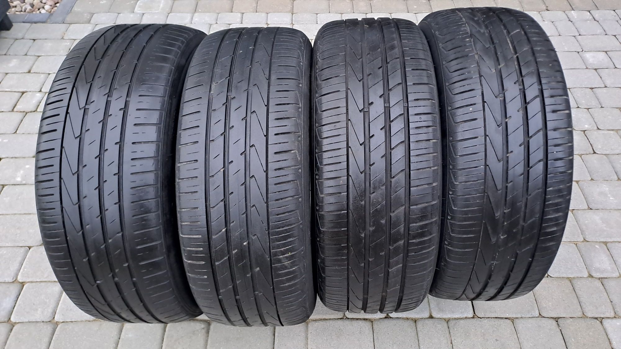 Hankook Ventus S1 evo 2 suv 235/55R18 Lato