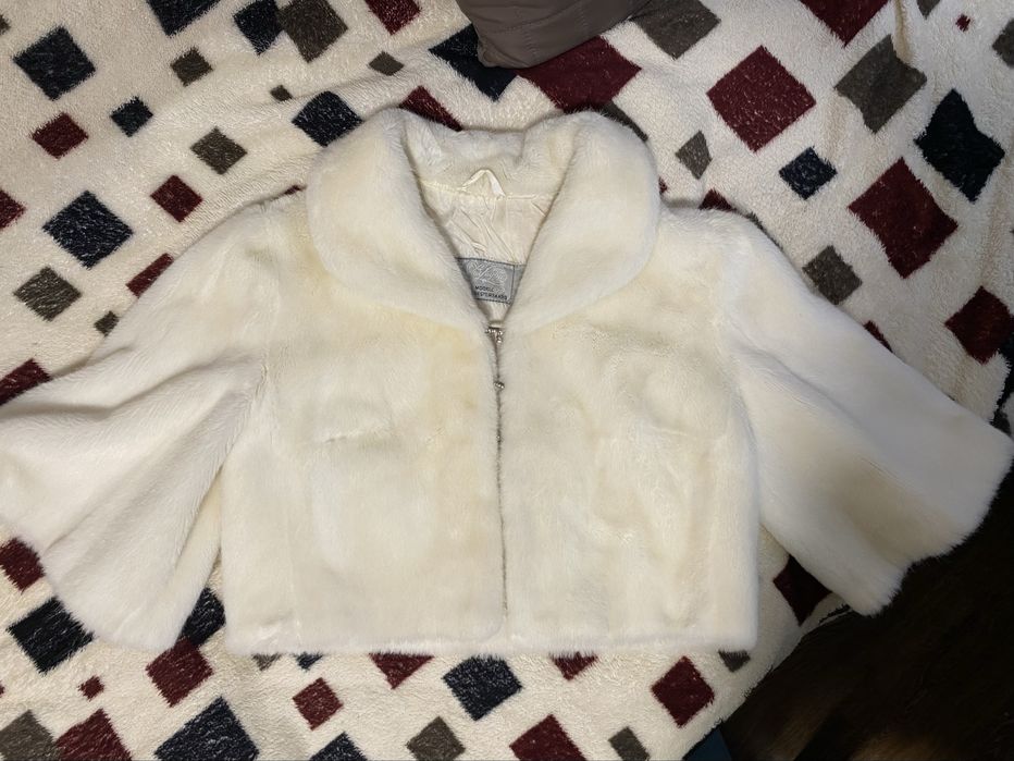 Продам весільну сукню