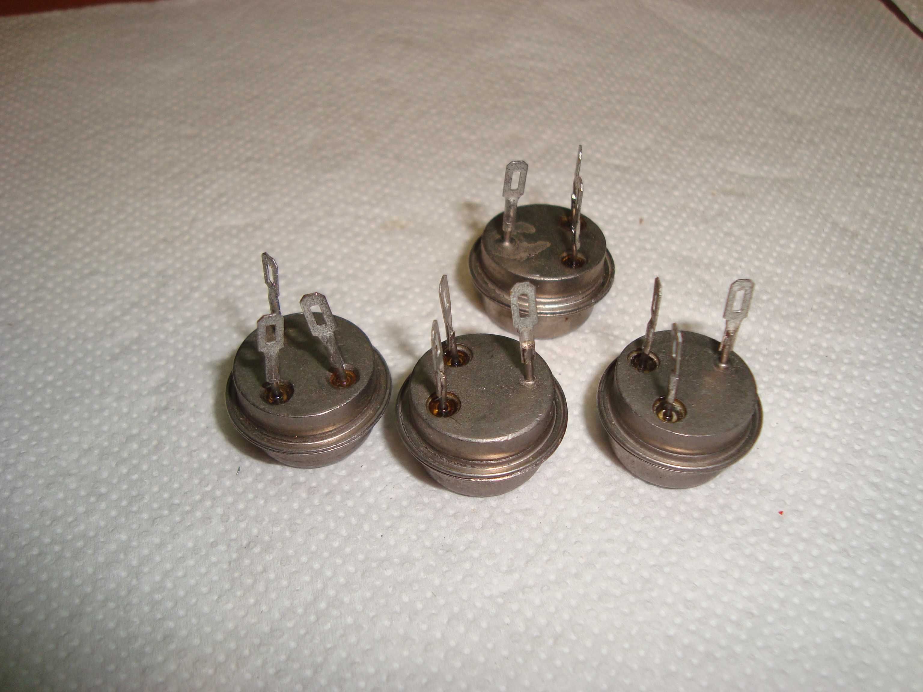 Транзисторы СССР П216А в коллекцию 4 шт. Цена указана за все.