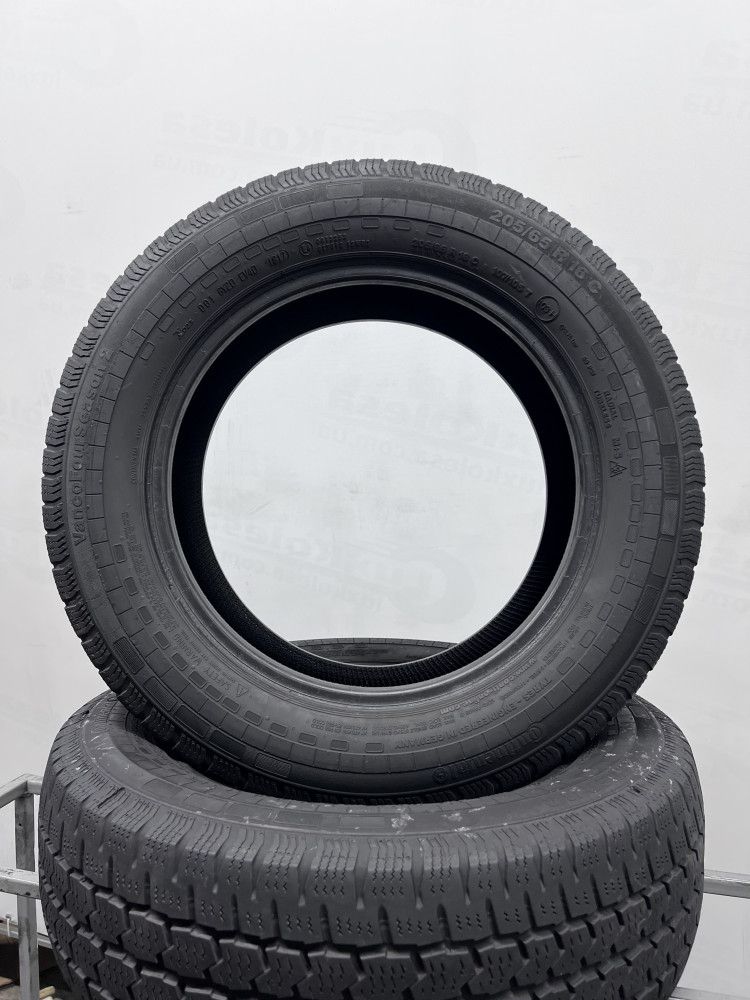 2шт всесезон цешка 205/65/R16C Continental Vanco Four Season 2