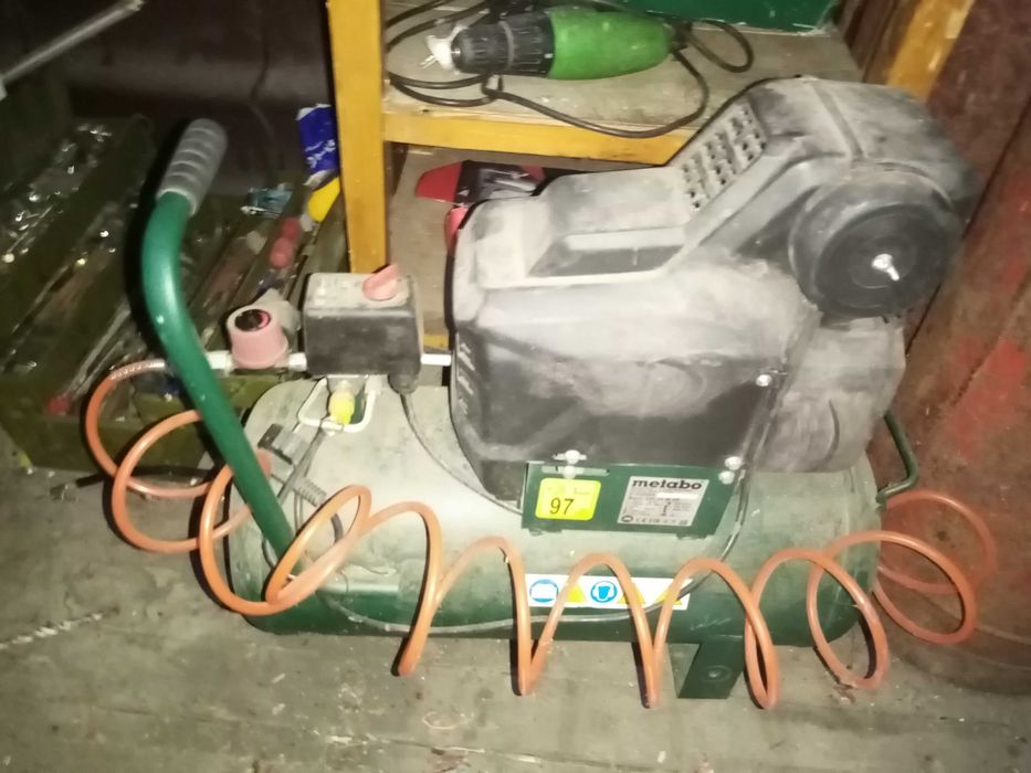 Продам компресор