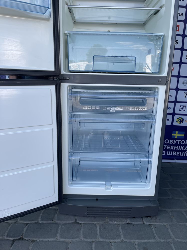 Холодильник   Виробник: AEG #06092