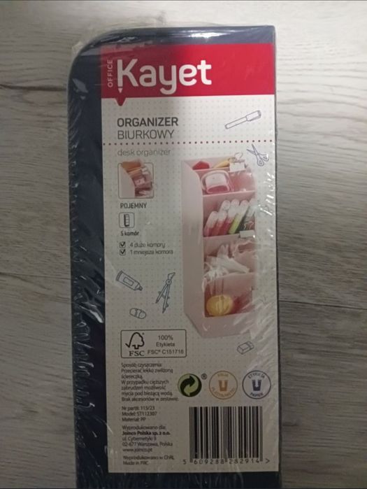 3 organizery na biurko.