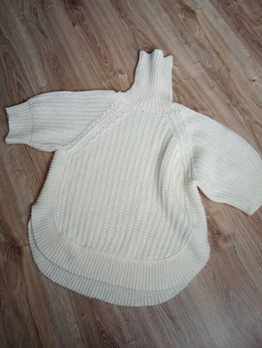 *rezerwacja* Sweter See by Chloe S