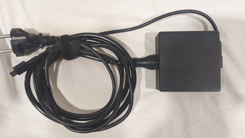 Asus Vivobook S15 – Premium, super leve, 16GB/1TB – Snapdragoni