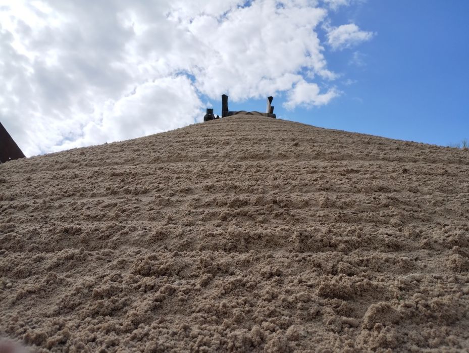 Piasek zasypowy siany płukany żwir beton pod kostkę ziemia ogrodowa ..