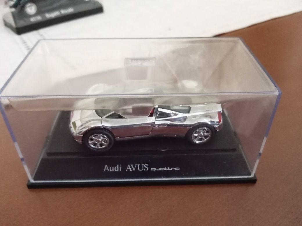 Audi AVUS quattro 1 43