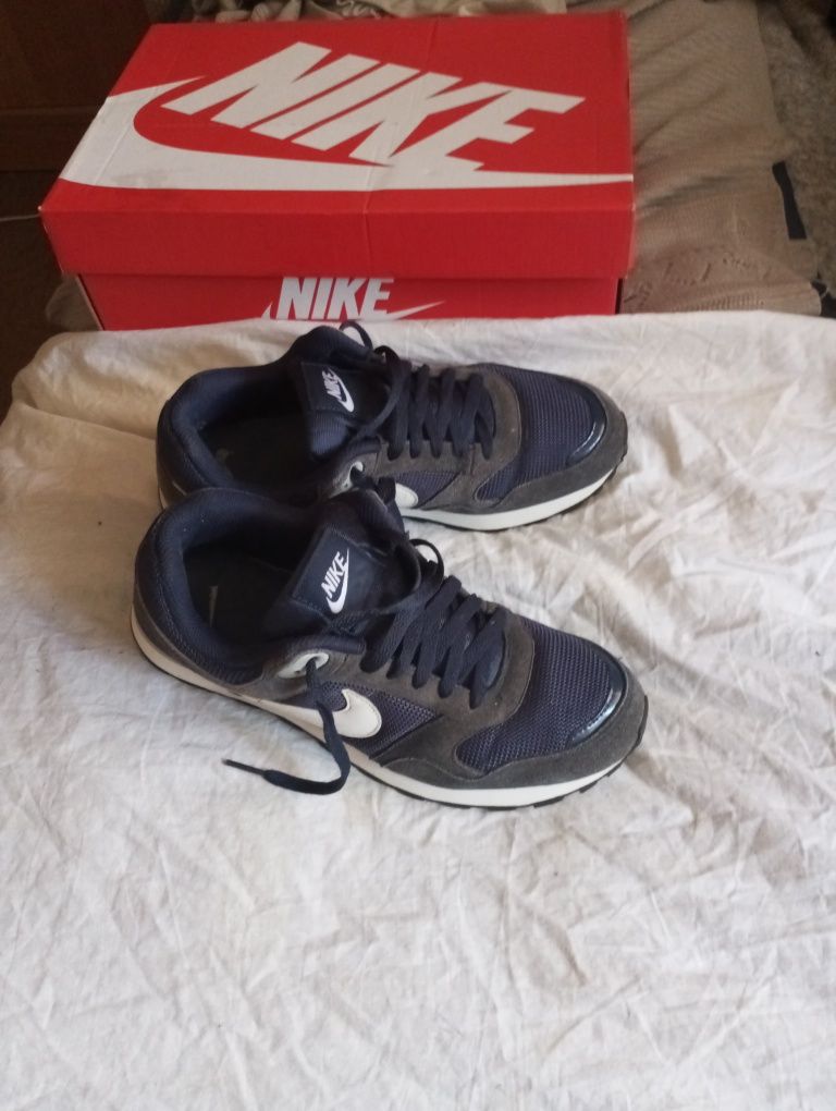Кроссовки мужские замшевые Nike Trainer кеды р42 26.5см оригинал