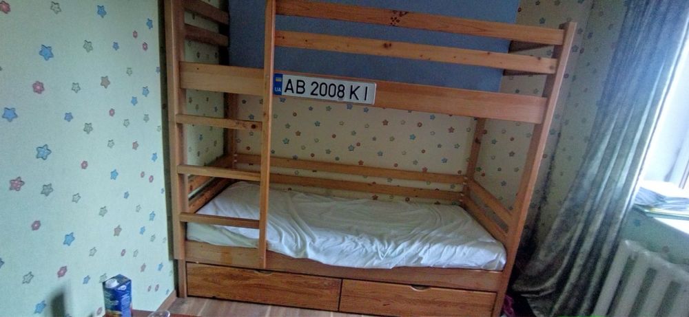 2 ярусна постіль в гарному стані