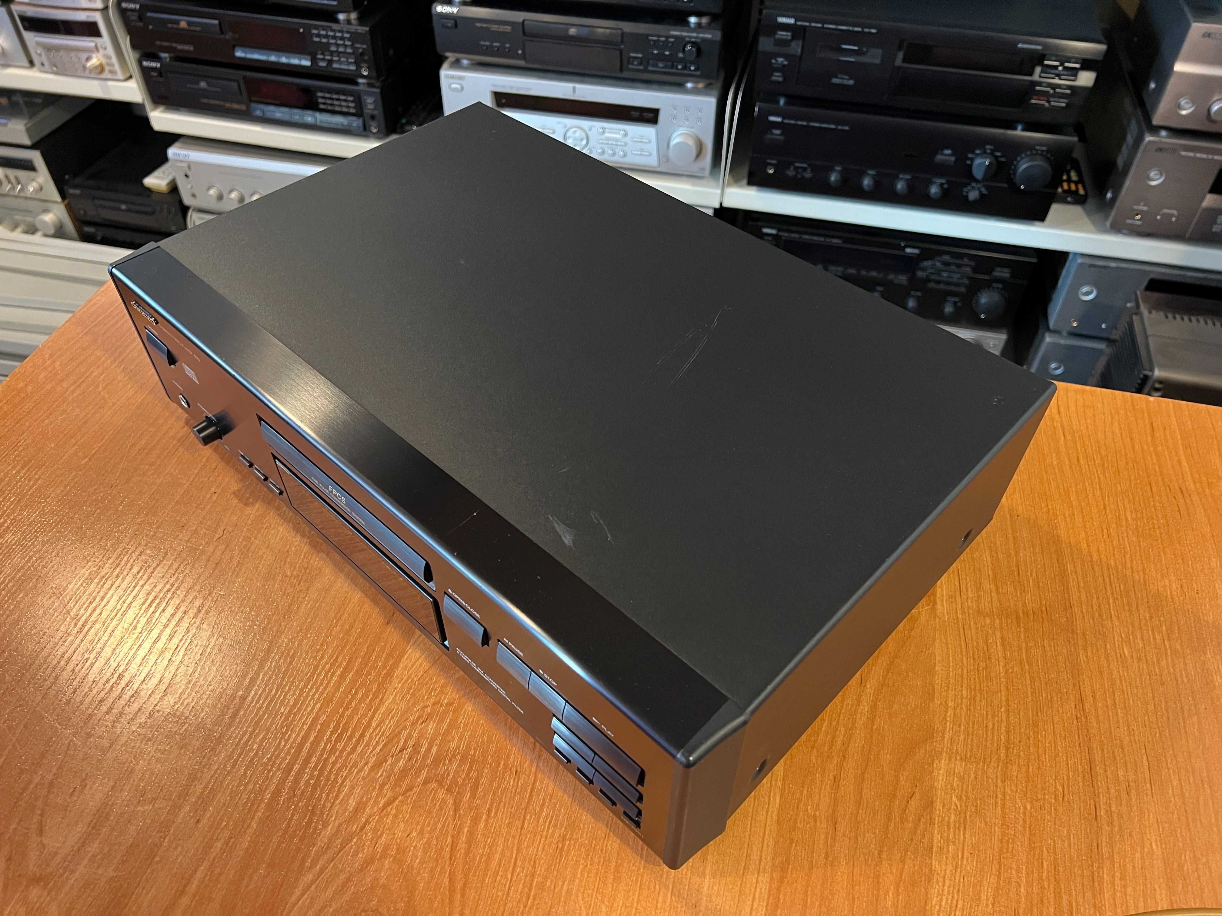 Odtwarzacz płyt CD Onkyo DX-7031 Audio Room