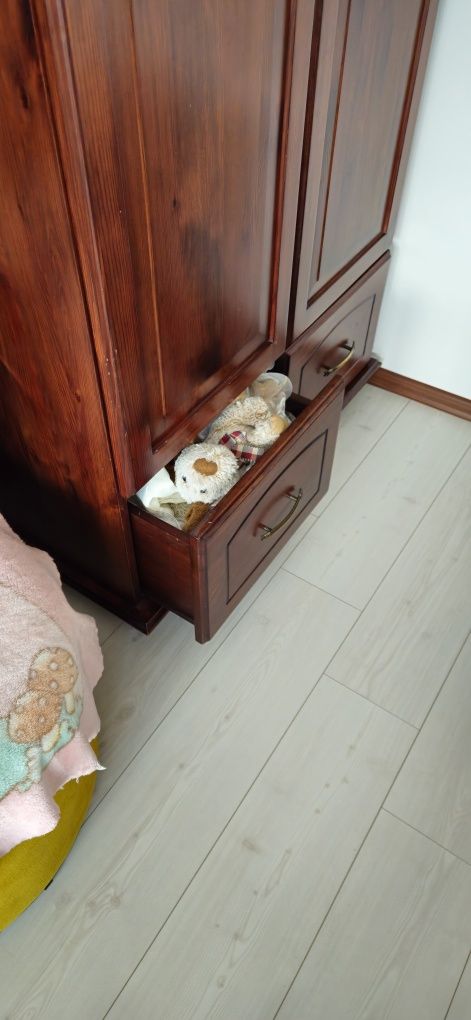 Komoda + szafa stojąca z drewna