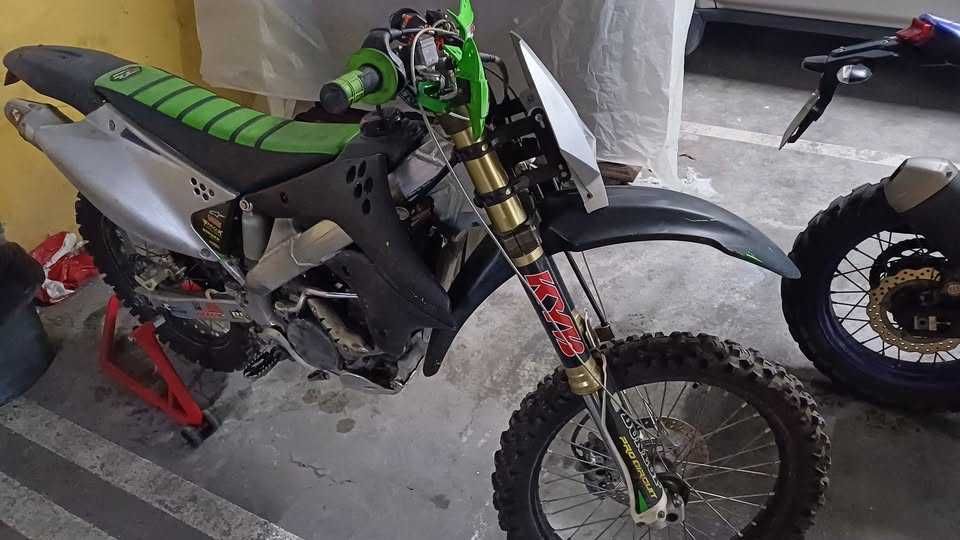Kawasaki KX250F Matriculada