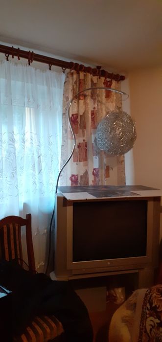 Lampa podłogowa wysoka