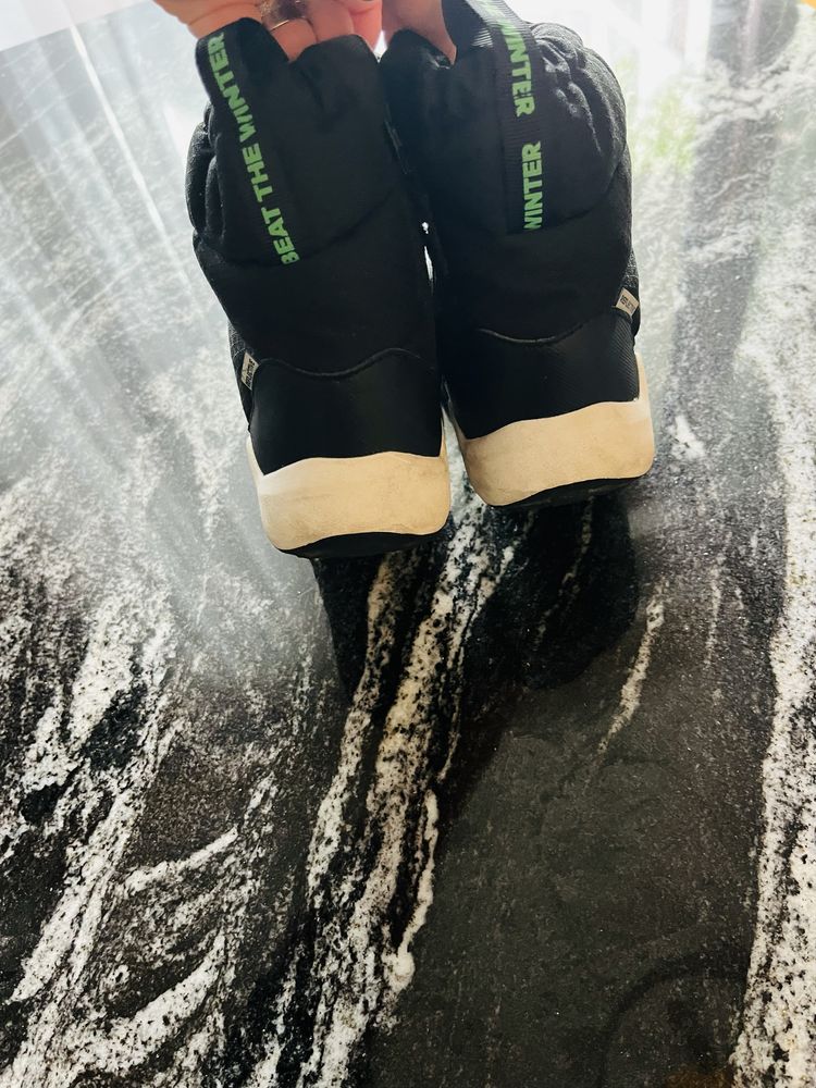 Adidas kozaki trzewiki dla dziecka r. 26