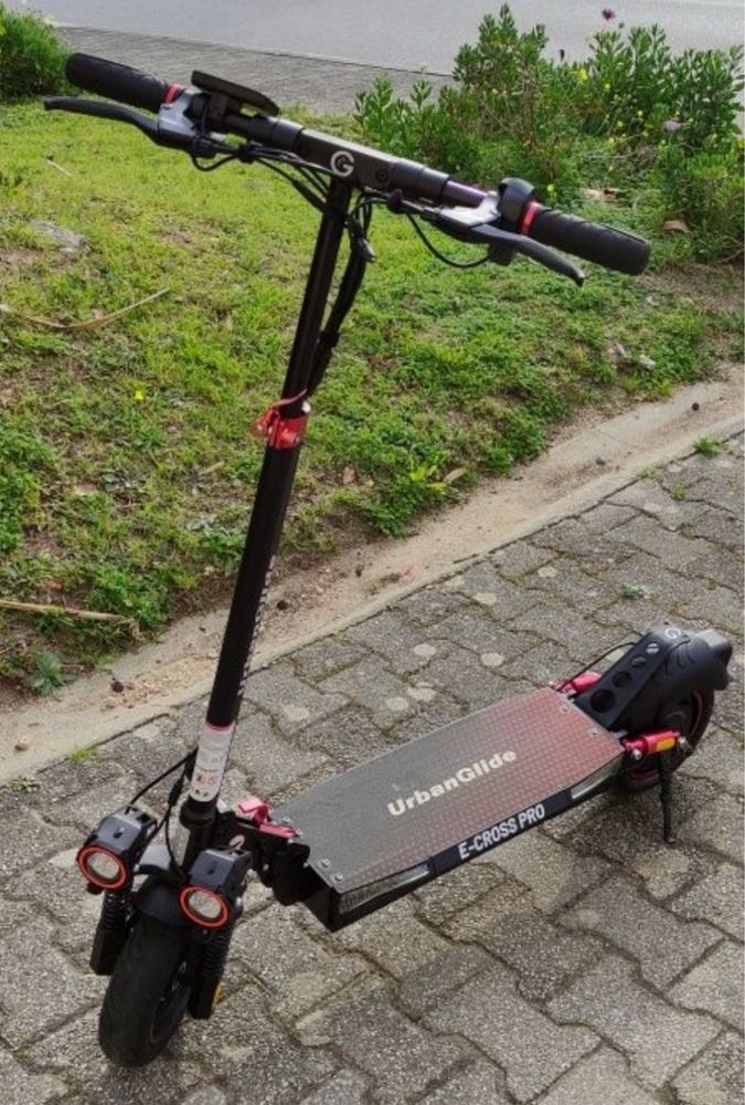 2 Trotinetes para troca por 1