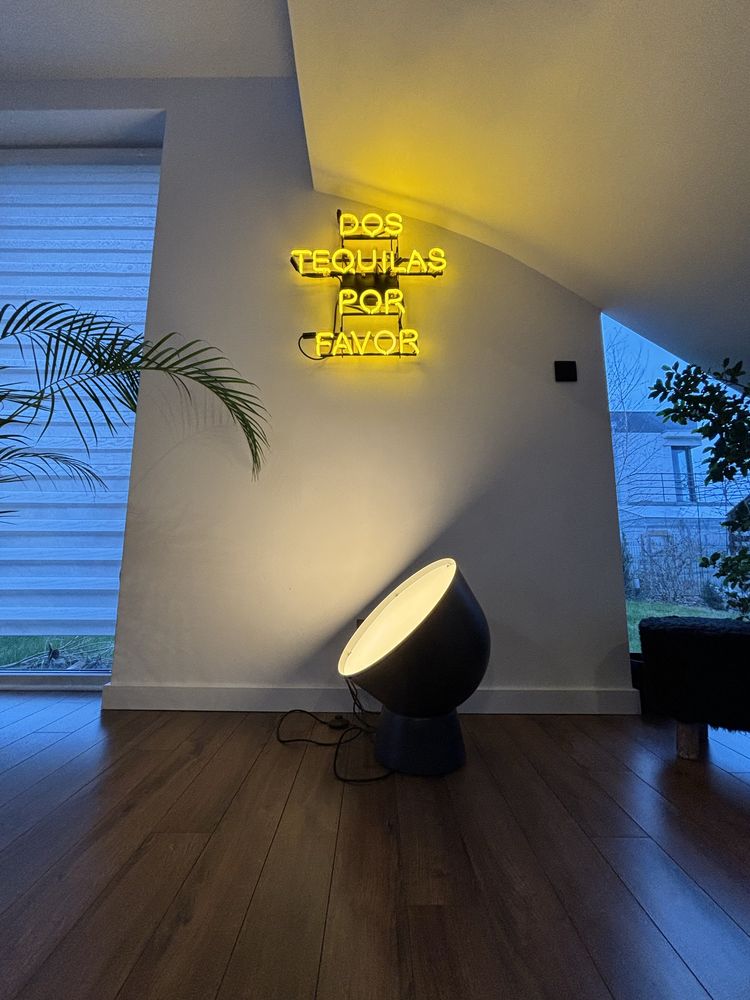 Lampa stojaca antracytowa