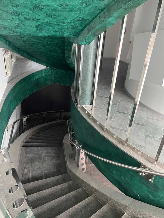 Аренда фасадного помещения 350 м2, ул. Вадима Гетьмана 27, рядом метро