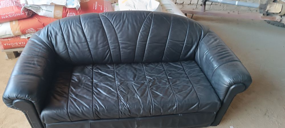 Sprzedam tanio sofę skórzaną