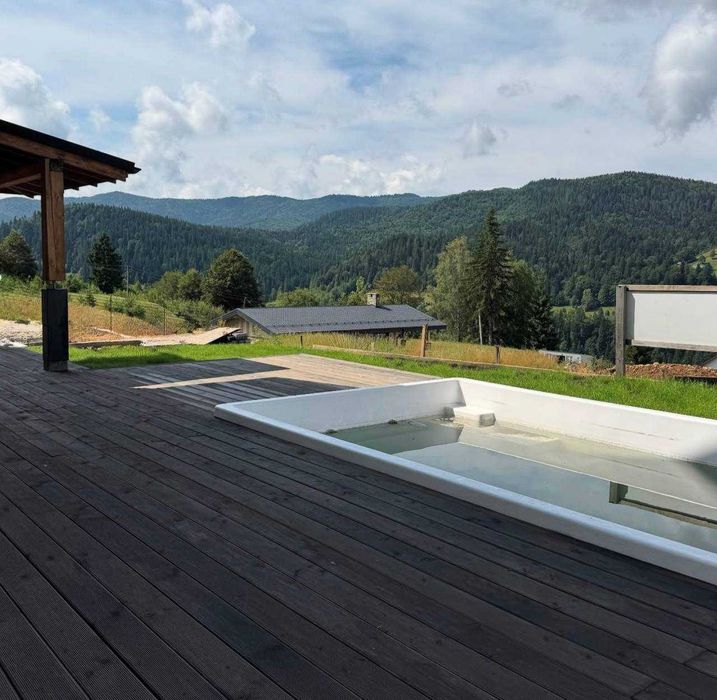 Продаж 2-поверхового котеджу в Карпатах