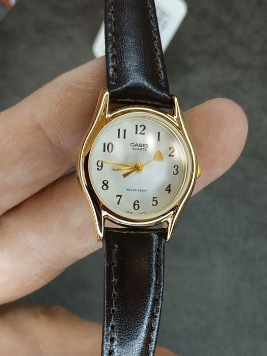 Годинник  Casio LTP-1094Q-7B5H Оригінал Гарантія Часы