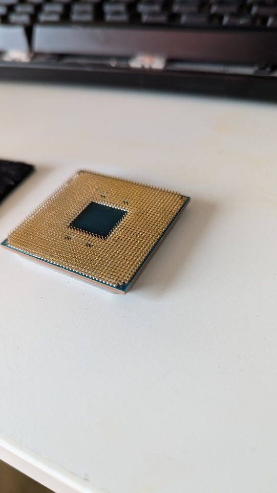 Procesor AMD Ryzen 5800X